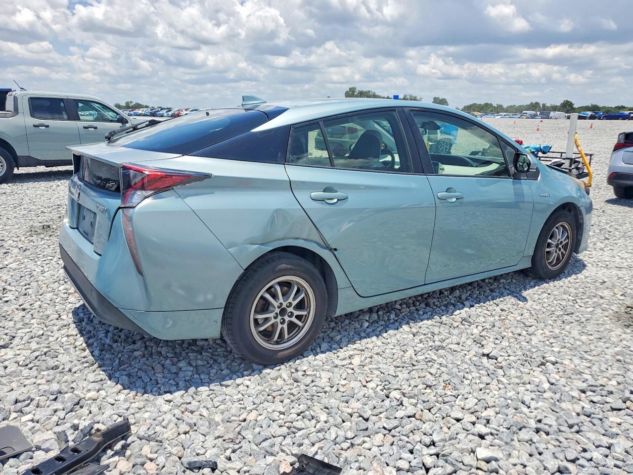 2017 TOYOTA PRIUS TWO — снимка 3