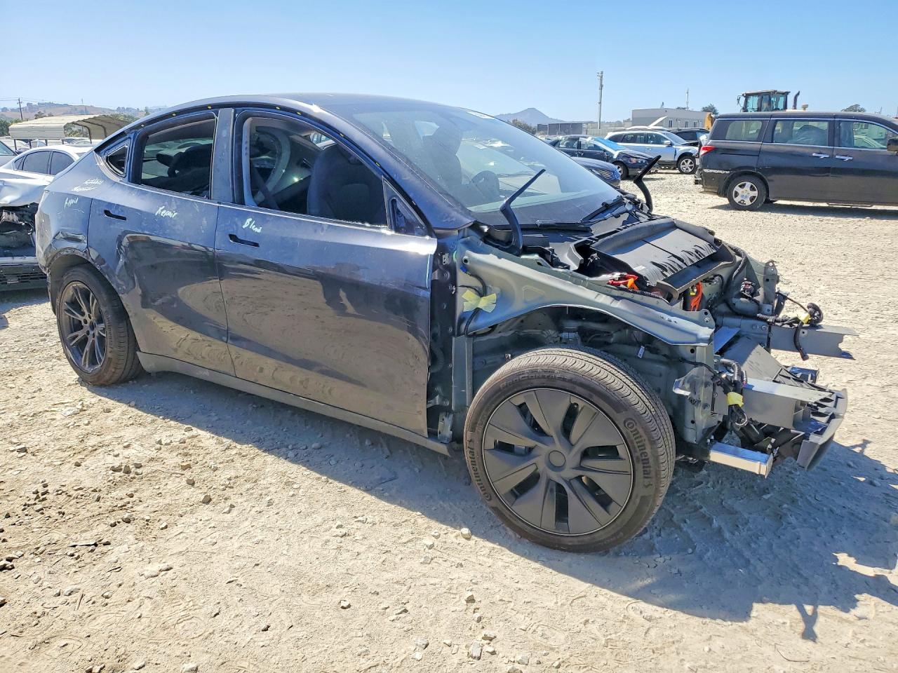2025 TESLA MODEL Y — снимка 4