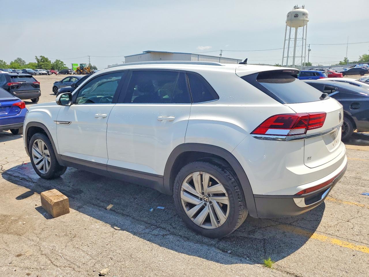 2021 VOLKSWAGEN ATLAS CROSS SPORT SE — снимка 2