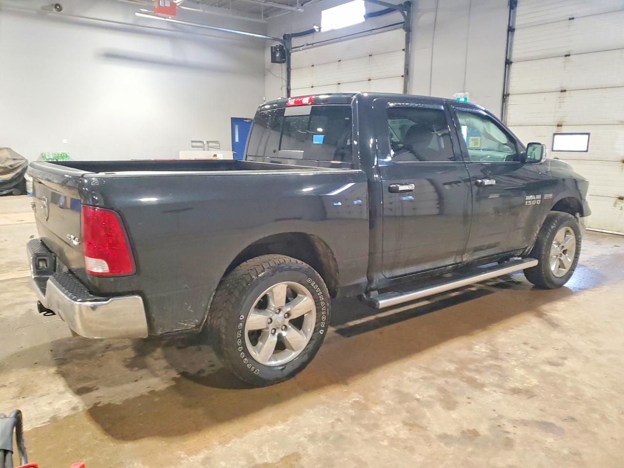 2017 RAM 1500 SLT — снимка 3