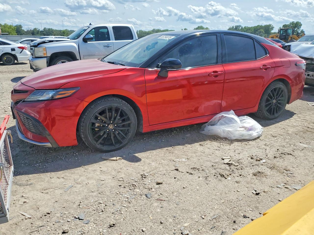2022 TOYOTA CAMRY XSE