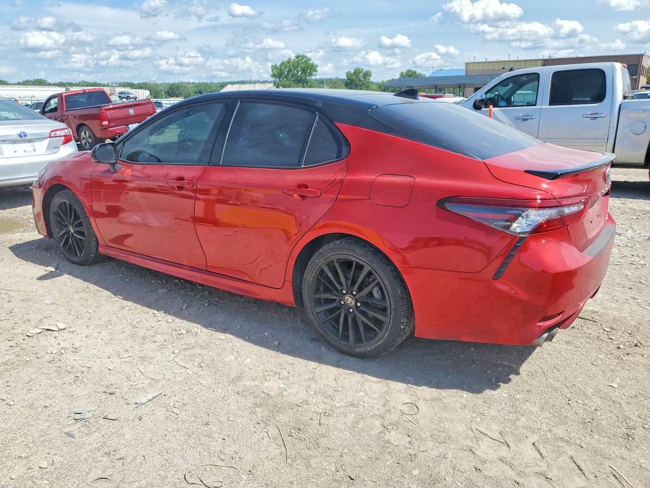 2022 TOYOTA CAMRY XSE — снимка 2