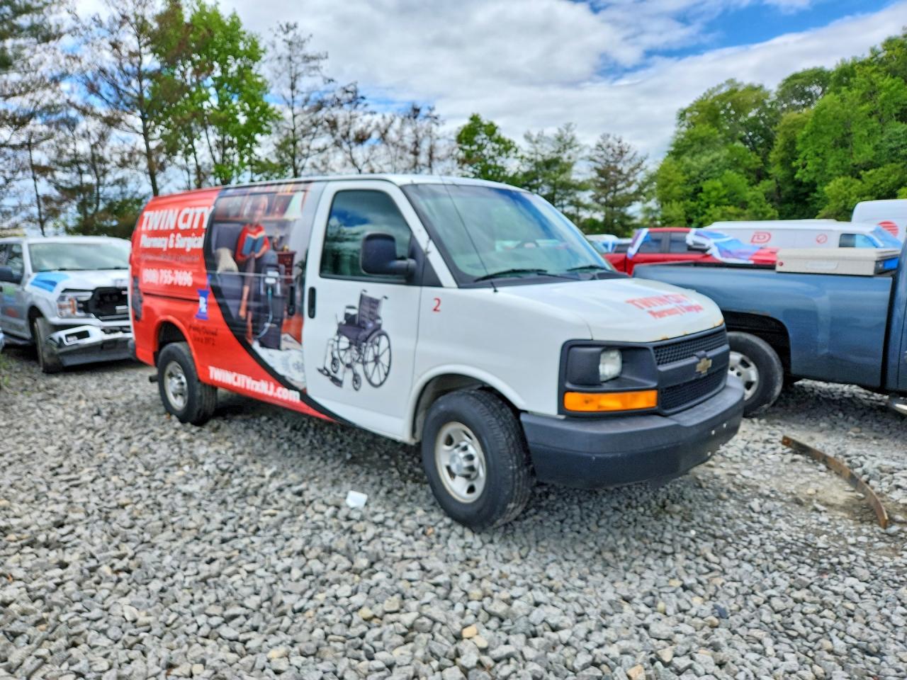 2016 CHEVROLET EXPRESS G2500 — снимка 4
