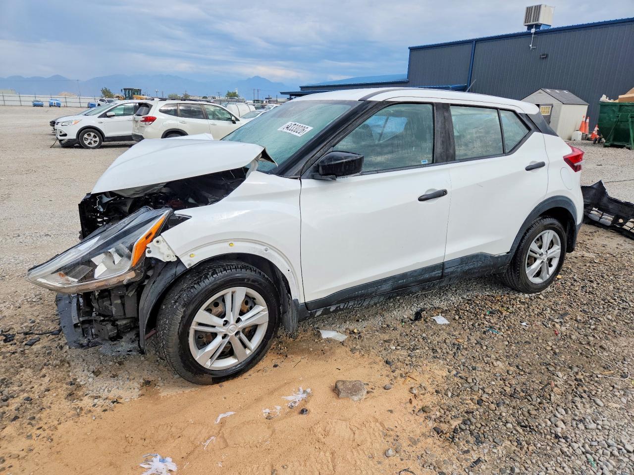 2020 NISSAN KICKS S
