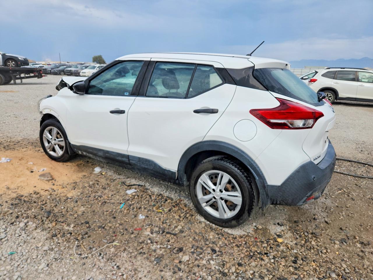 2020 NISSAN KICKS S — снимка 2