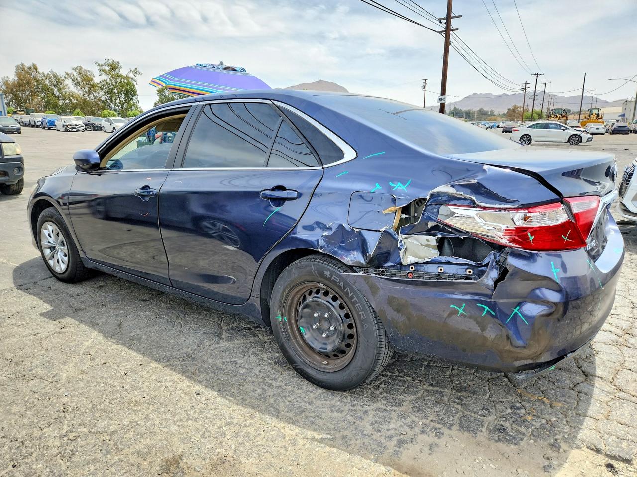 2017 TOYOTA CAMRY LE — снимка 2