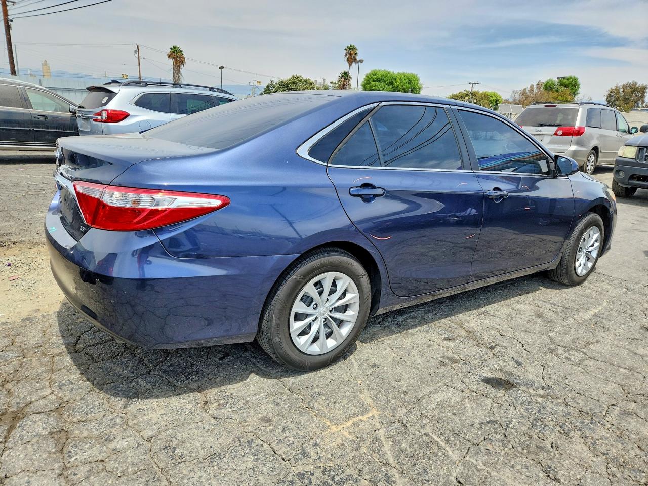 2017 TOYOTA CAMRY LE — снимка 3