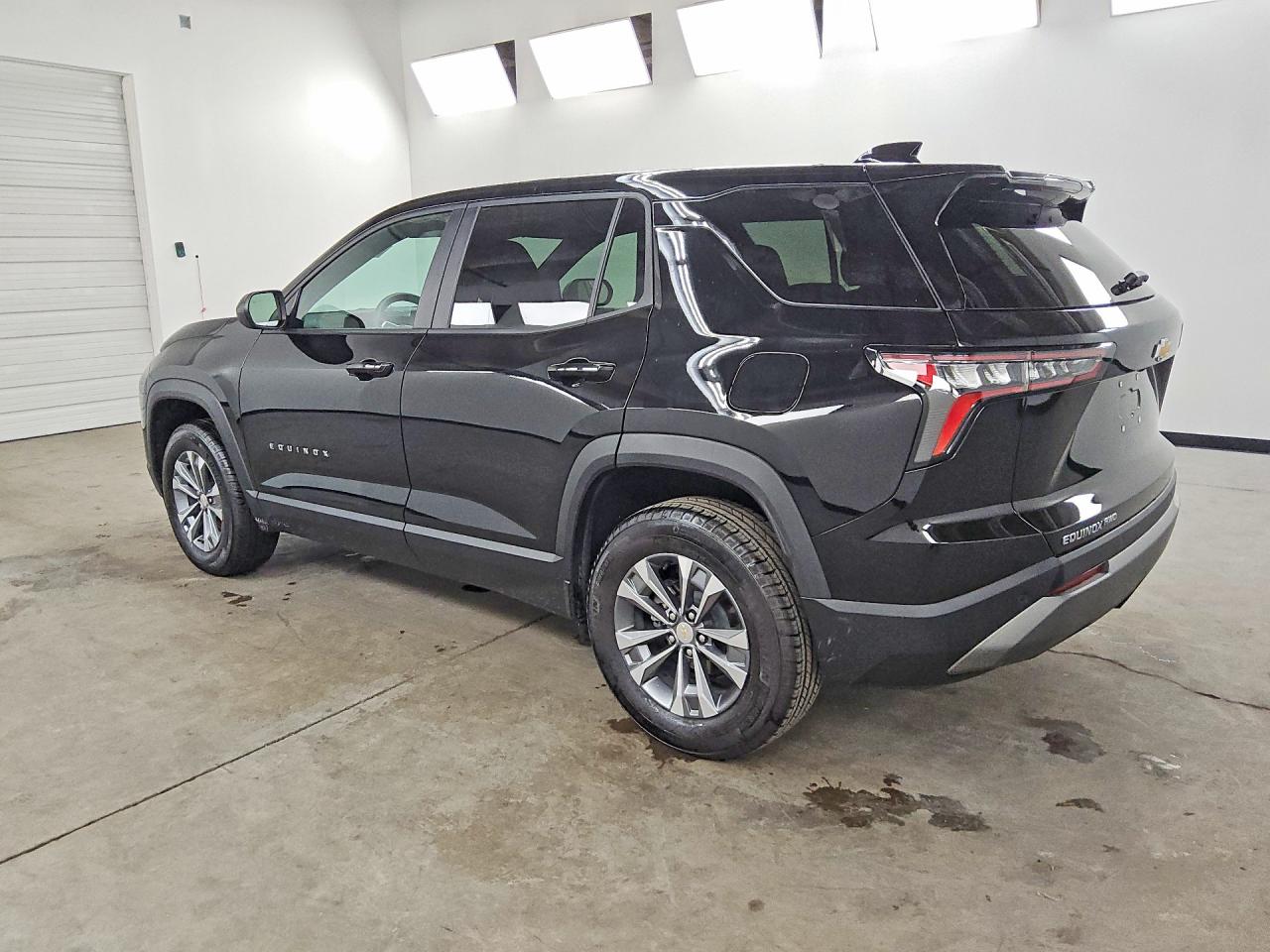 2026 CHEVROLET EQUINOX LT — снимка 2