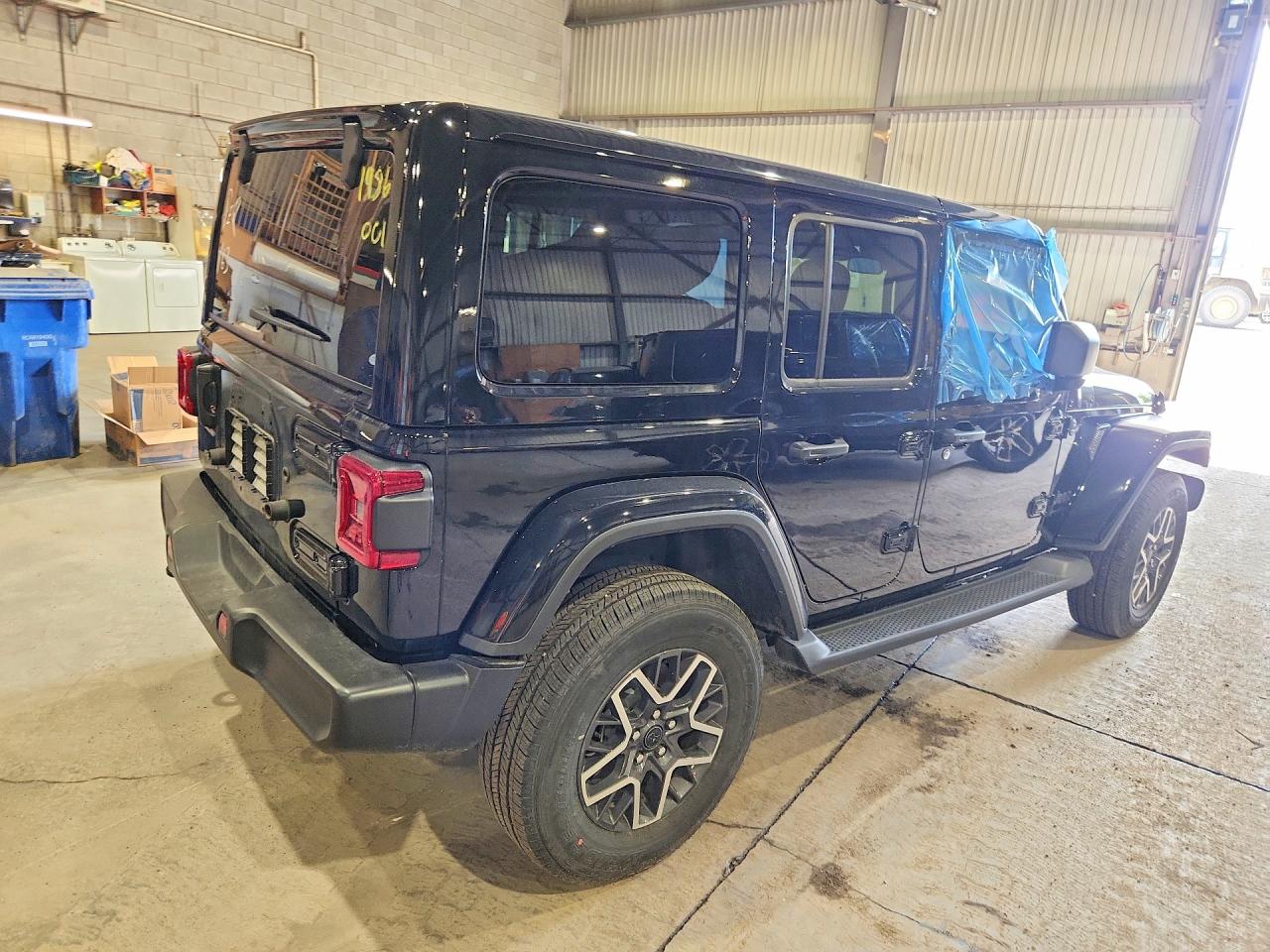 2026 JEEP WRANGLER SAHARA — снимка 3