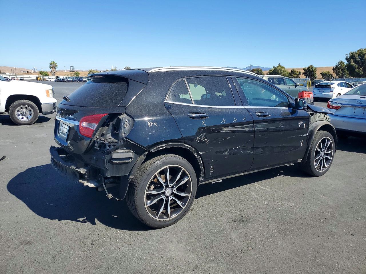 2017 MERCEDES-BENZ GLA 250 4MATIC — снимка 3