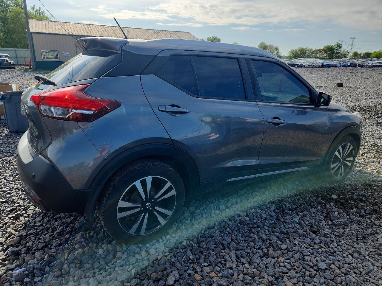 2020 NISSAN KICKS SR — снимка 3
