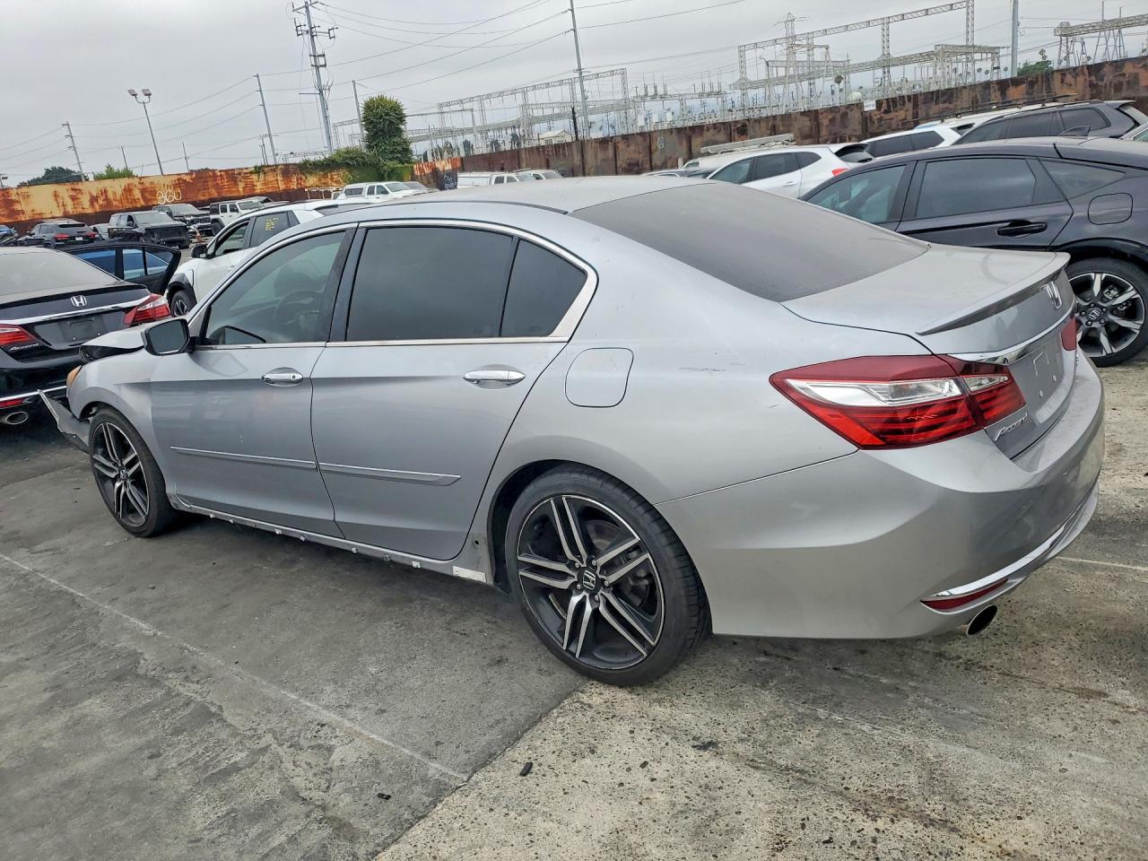 2017 HONDA ACCORD SPORT SPECIAL EDITION — снимка 2