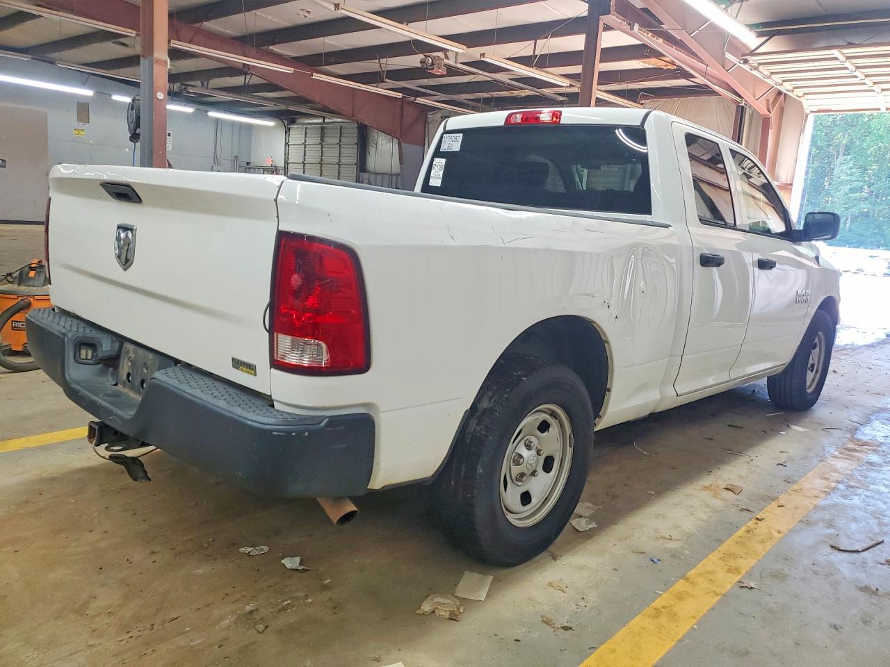 2015 RAM 1500 ST — снимка 3