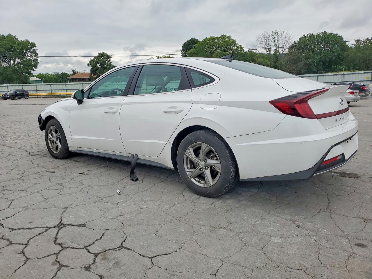 2023 HYUNDAI SONATA SE — снимка 2
