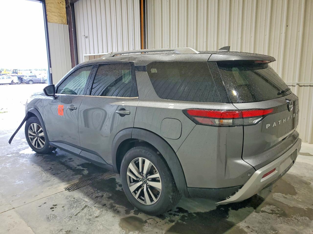 2023 NISSAN PATHFINDER SL — снимка 2