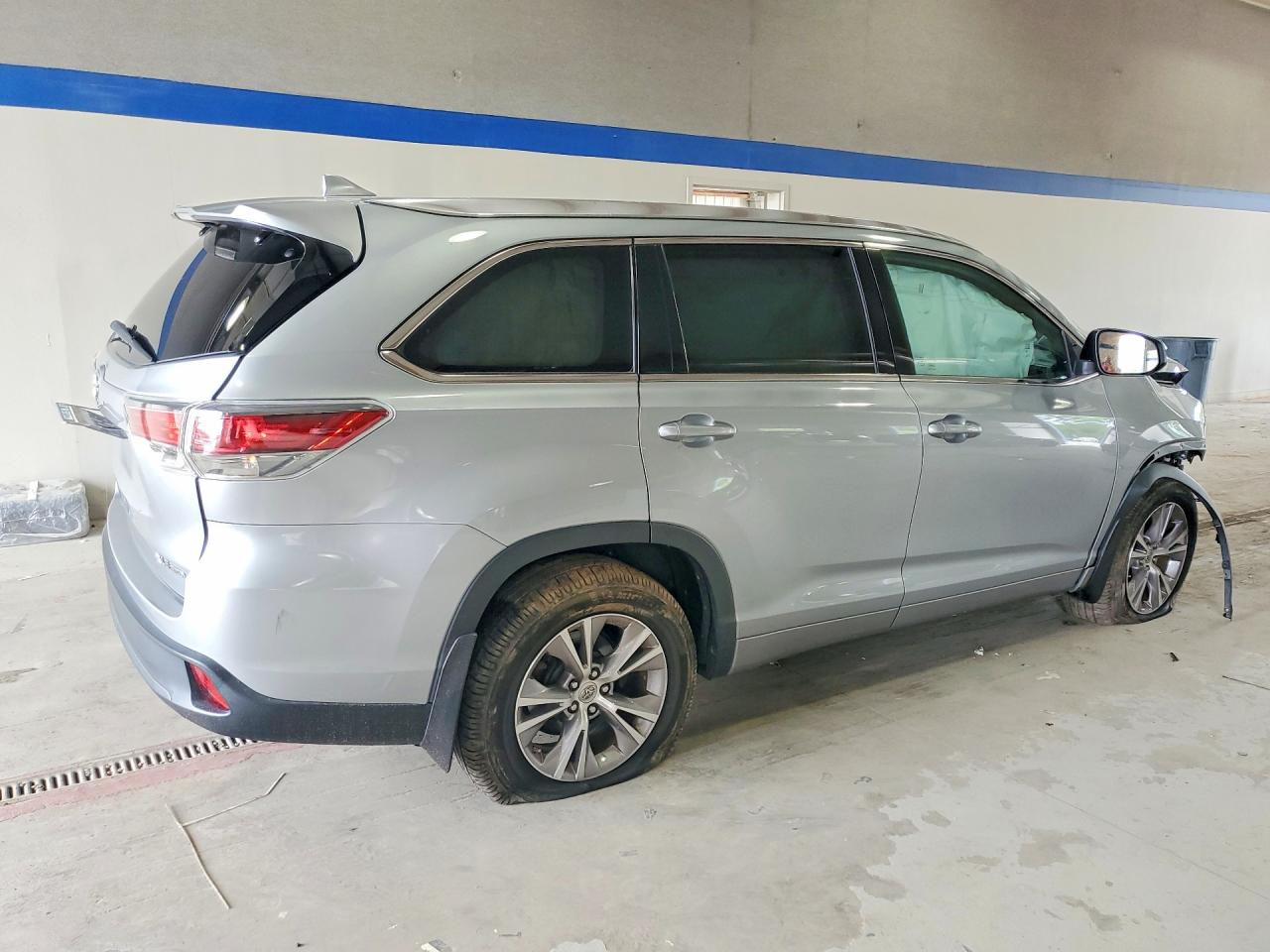 2015 TOYOTA HIGHLANDER XLE — снимка 3