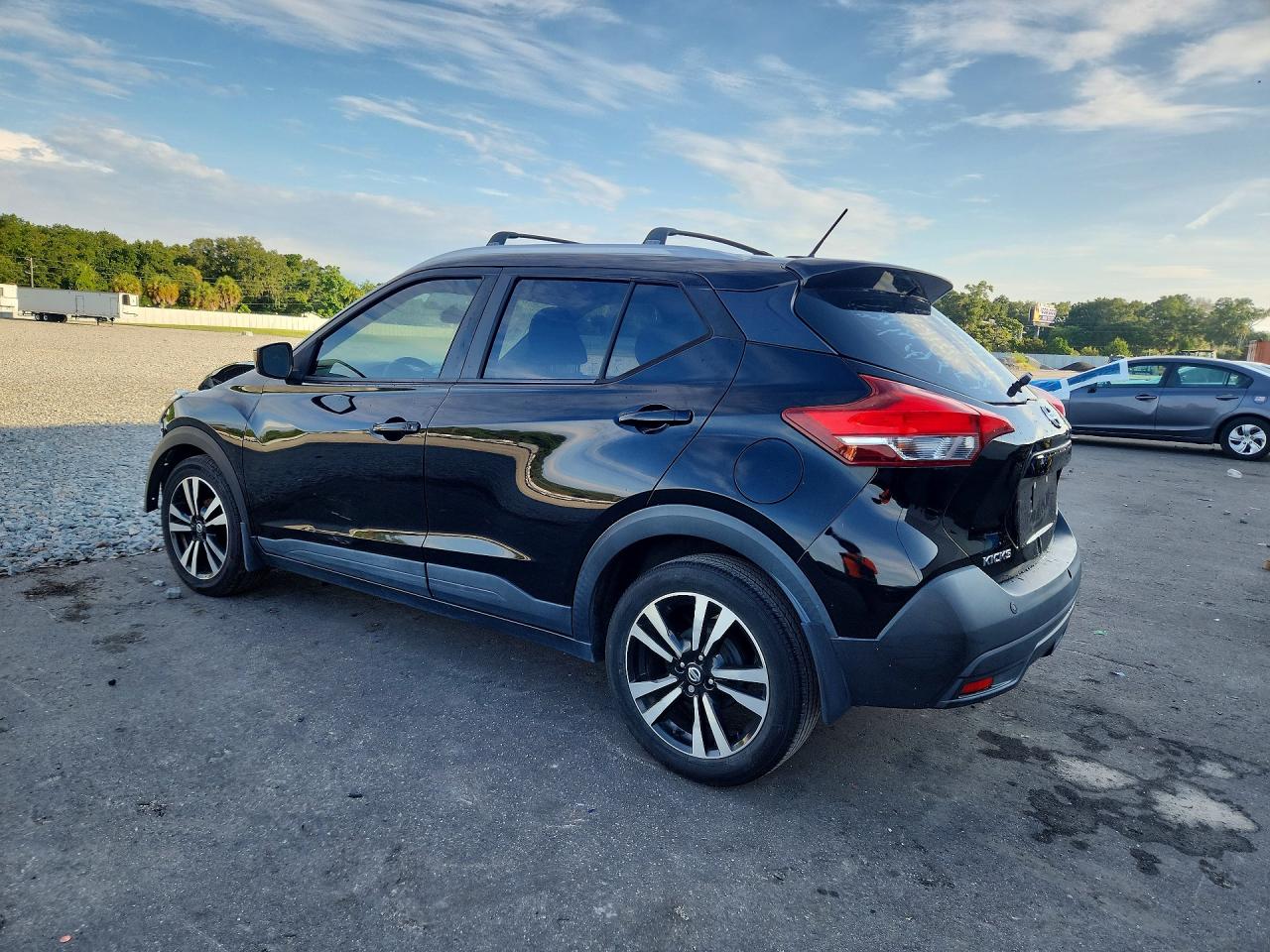 2018 NISSAN KICKS SV — снимка 2