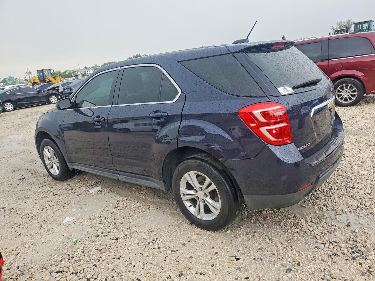 2017 CHEVROLET EQUINOX LS — снимка 2