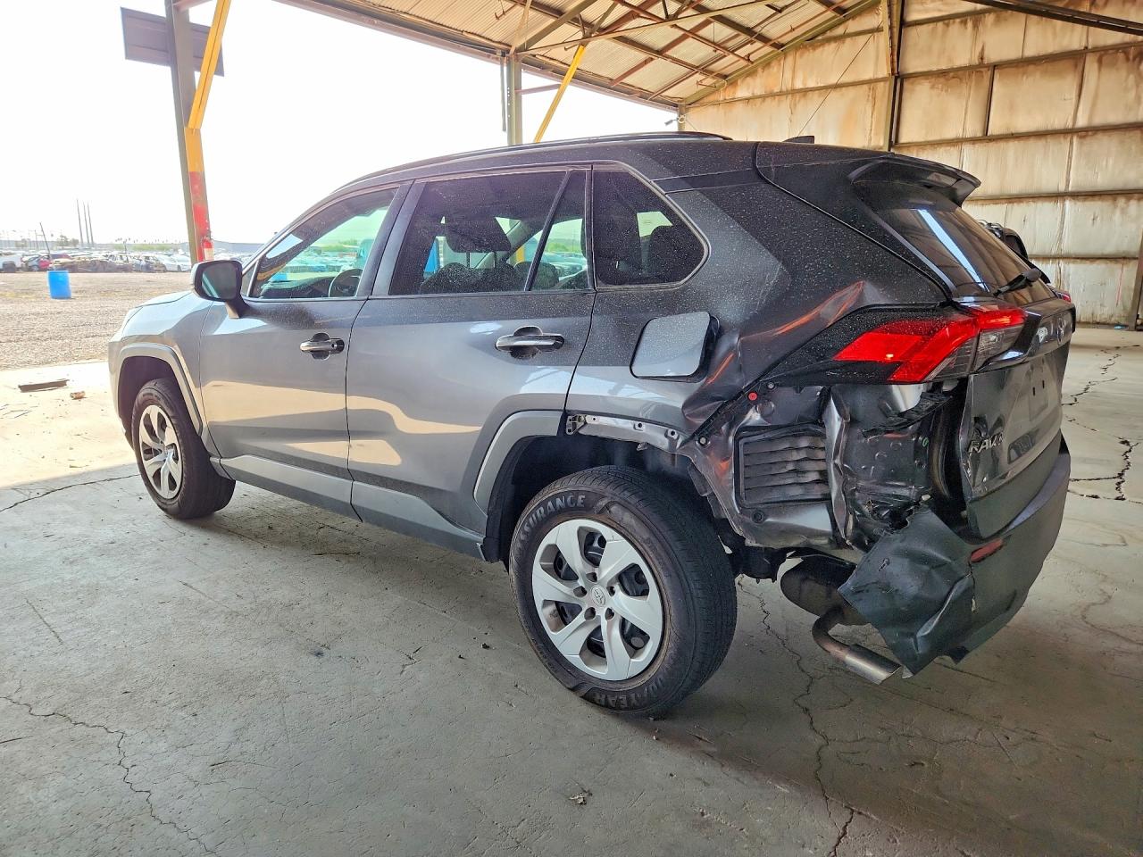 2021 TOYOTA RAV4 LE — снимка 2