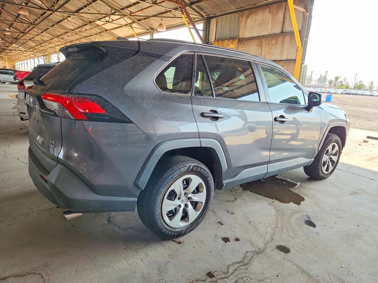 2021 TOYOTA RAV4 LE — снимка 3