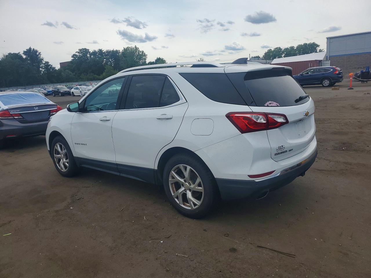 2019 CHEVROLET EQUINOX LT — снимка 2