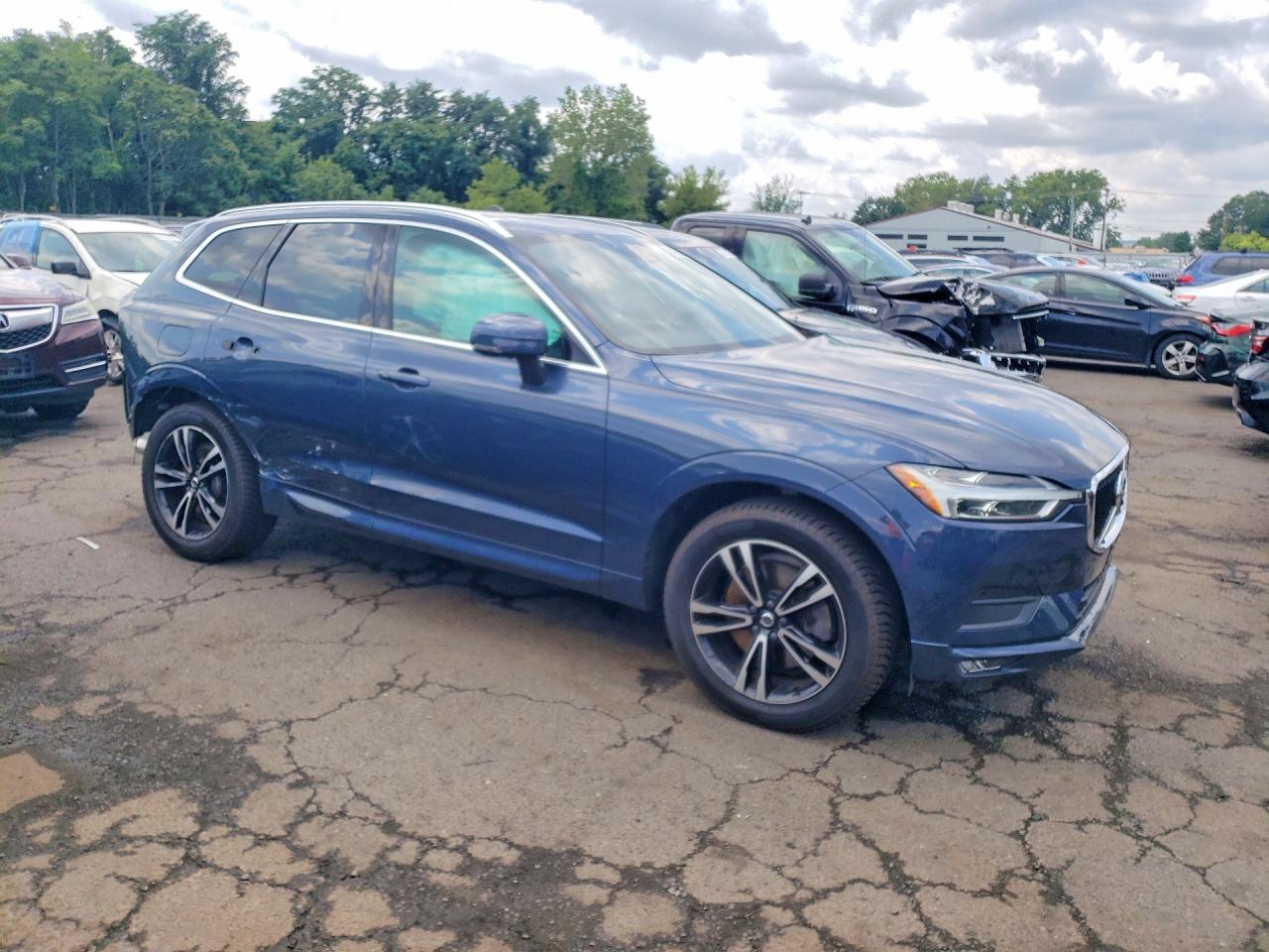 2020 VOLVO XC60 T6 MOMENTUM — снимка 4