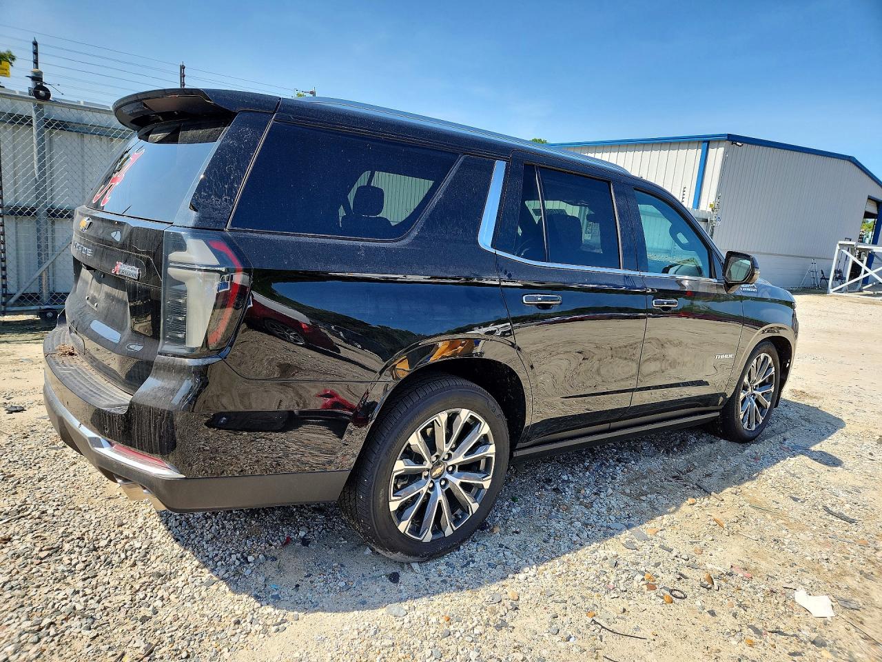 2026 CHEVROLET TAHOE K1500 HIGH COUNTRY — снимка 3