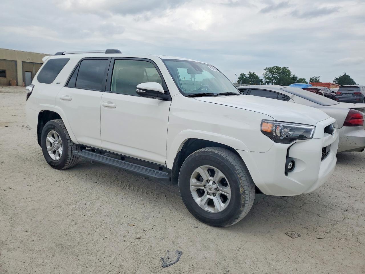 2023 TOYOTA 4RUNNER SR5 PREMIUM — снимка 4