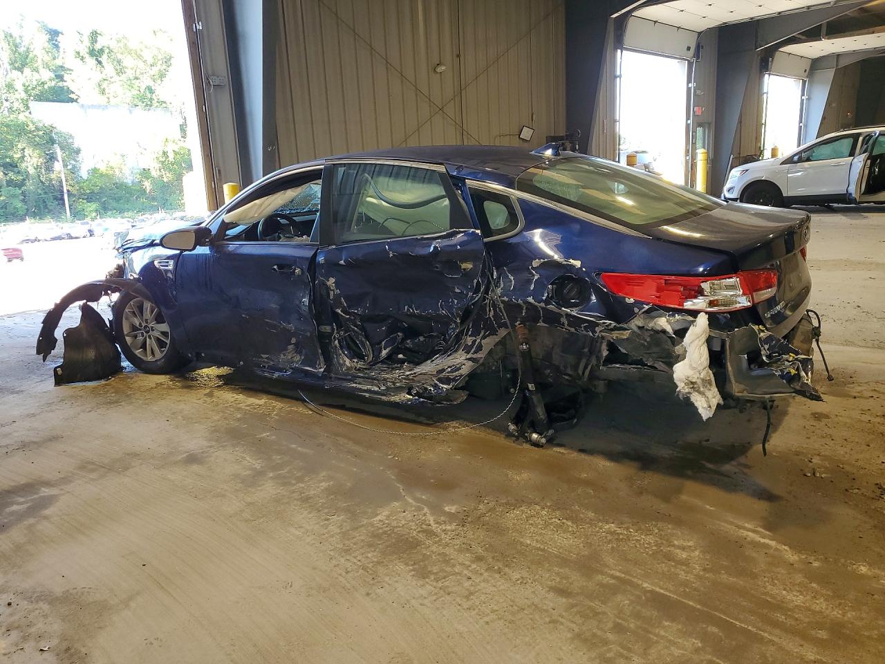 2018 KIA OPTIMA LX — снимка 2
