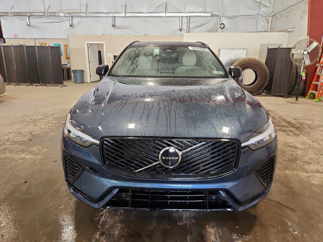 2026 VOLVO XC60 PLUS — снимка 5