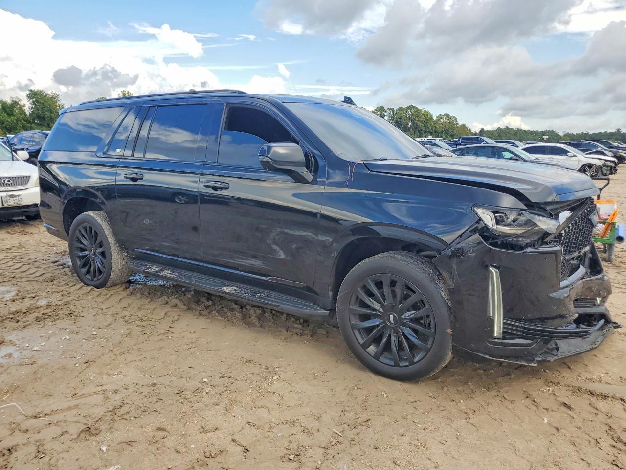 2022 CADILLAC ESCALADE ESV PREMIUM LUXURY — снимка 4