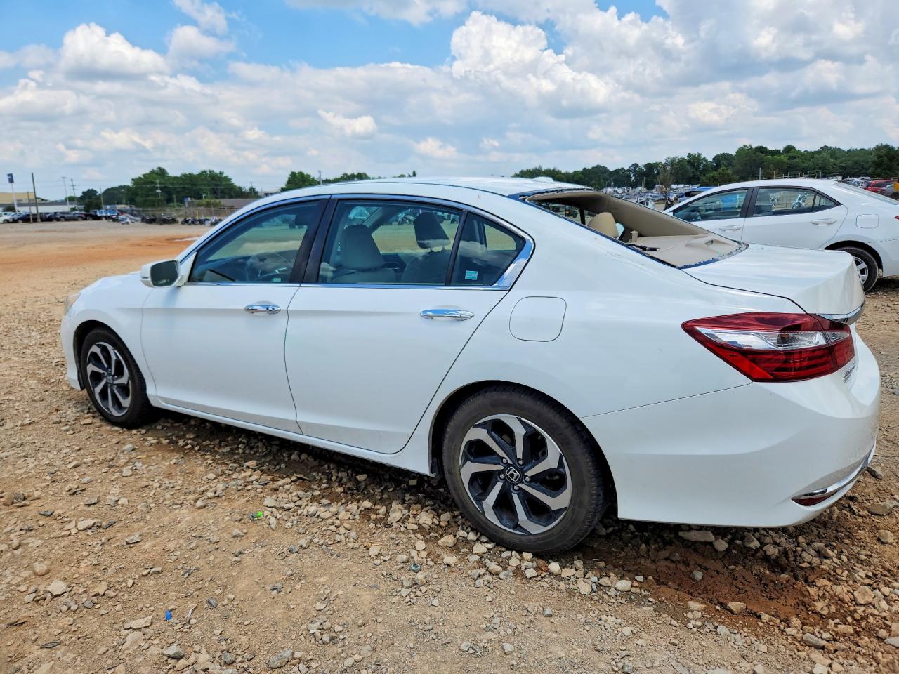 2017 HONDA ACCORD EXL — снимка 2