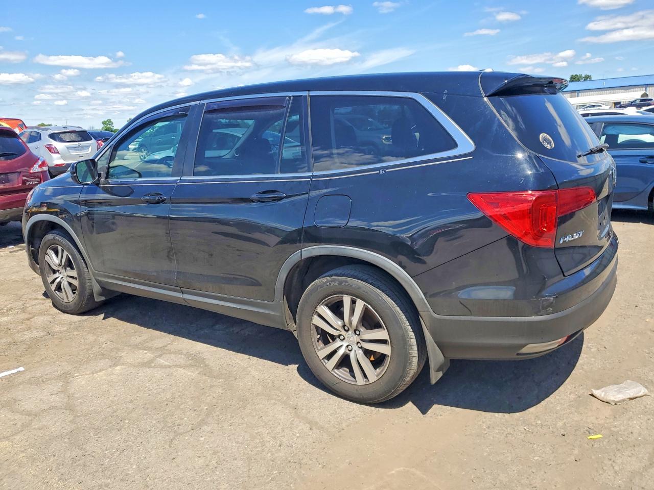 2017 HONDA PILOT EX — снимка 2
