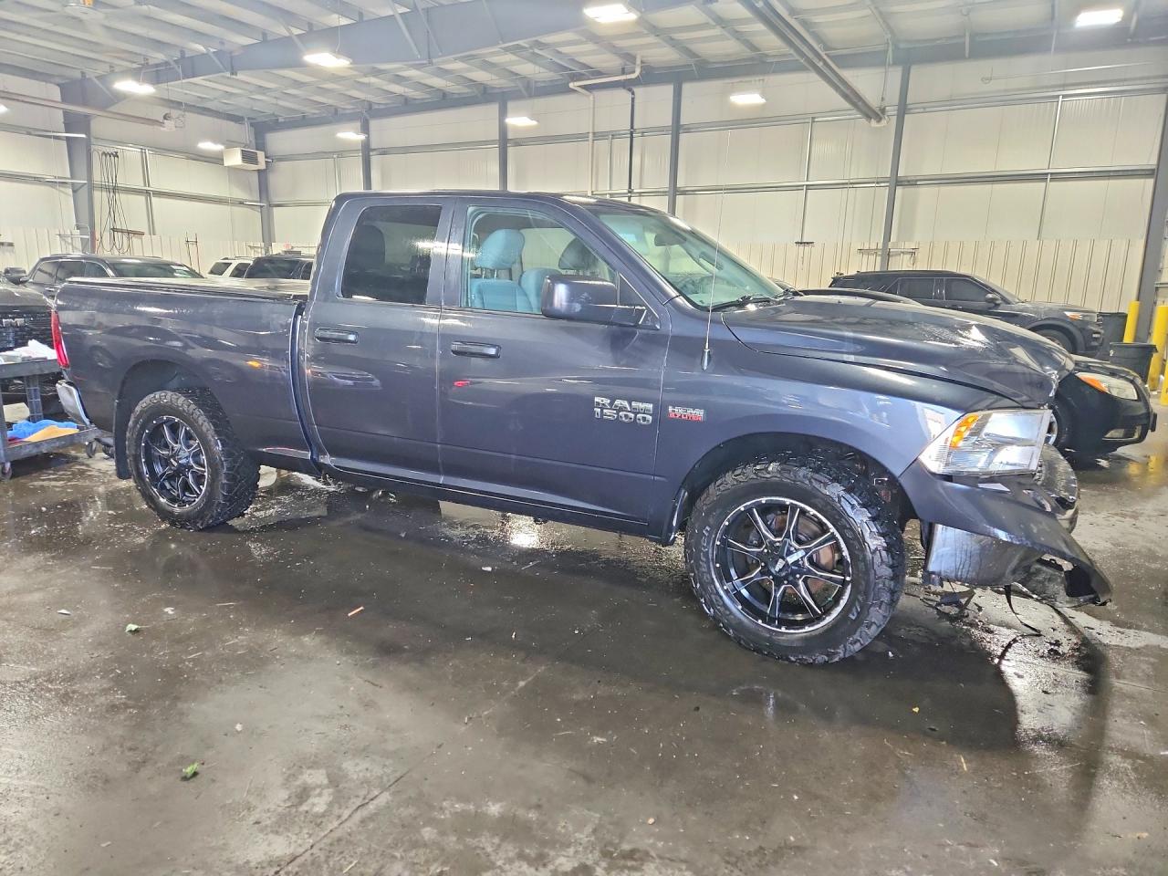 2017 RAM 1500 ST — снимка 4