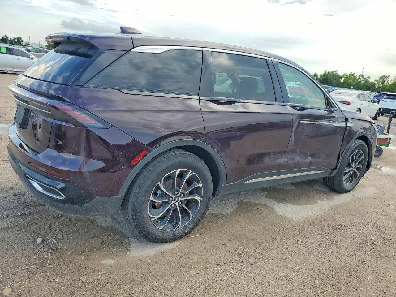 2025 LINCOLN NAUTILUS PREMIERE — снимка 3