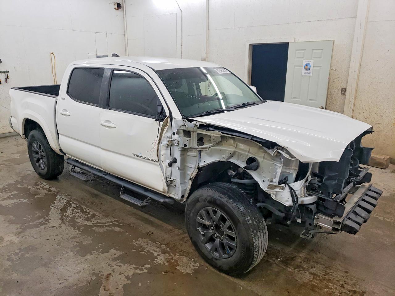 2020 TOYOTA TACOMA SR5 V6 — снимка 4