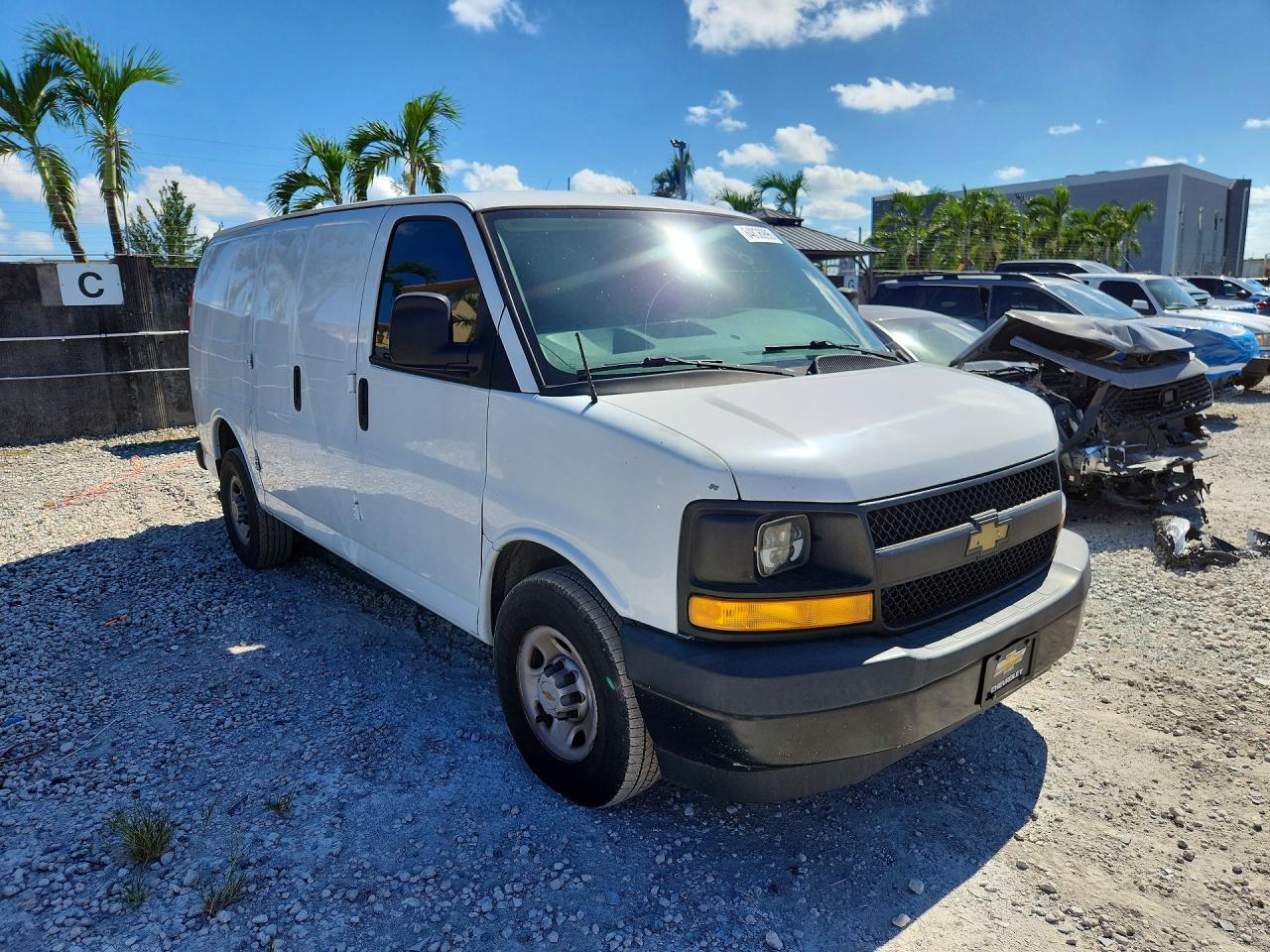 2017 CHEVROLET EXPRESS G2500 — снимка 4