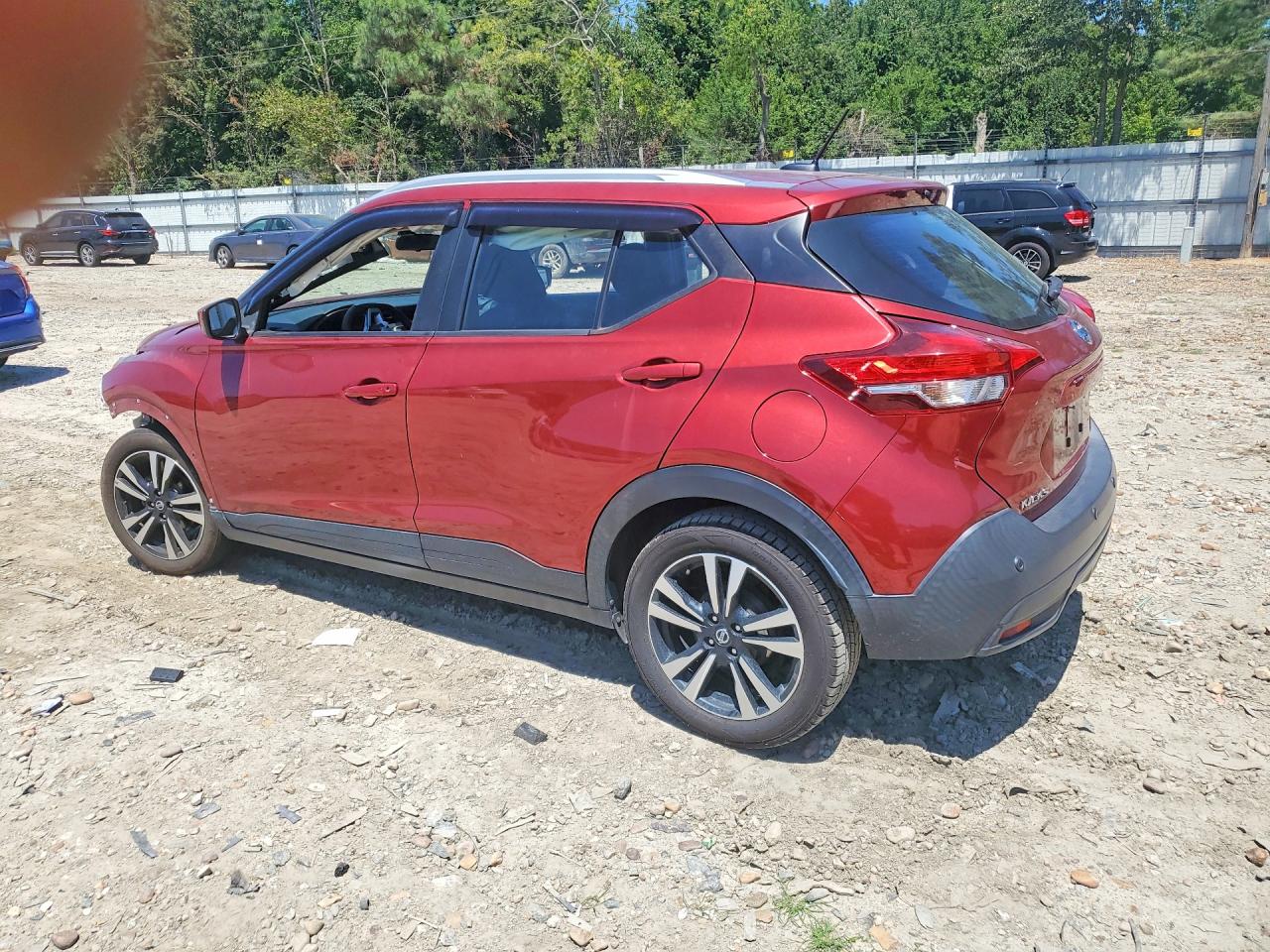 2020 NISSAN KICKS SV — снимка 2