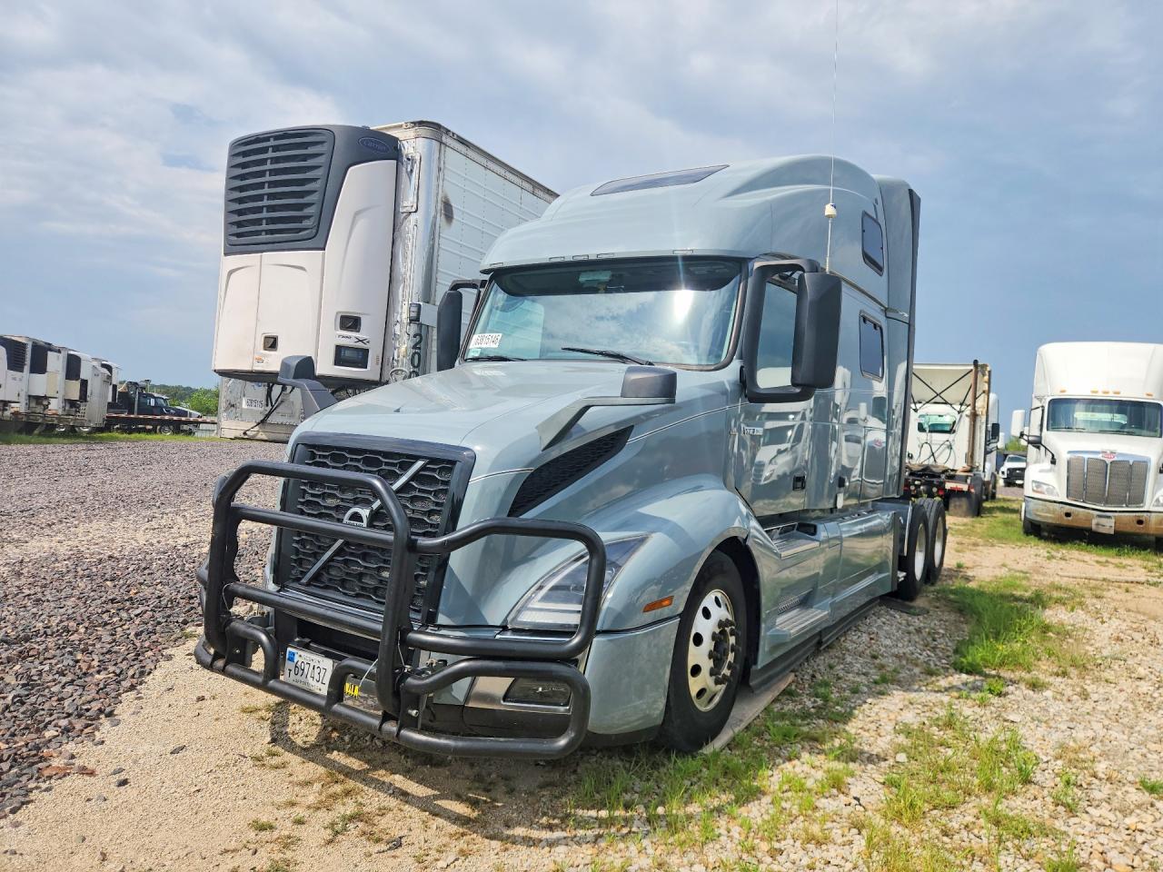 2024 VOLVO VN VNL