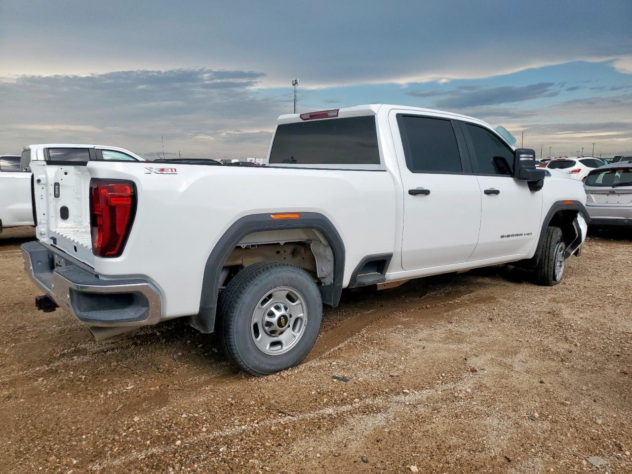 2025 GMC SIERRA — снимка 3