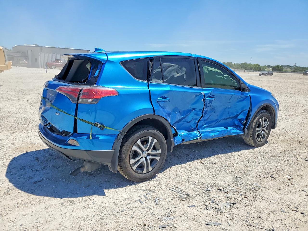 2018 TOYOTA RAV4 LE — снимка 3