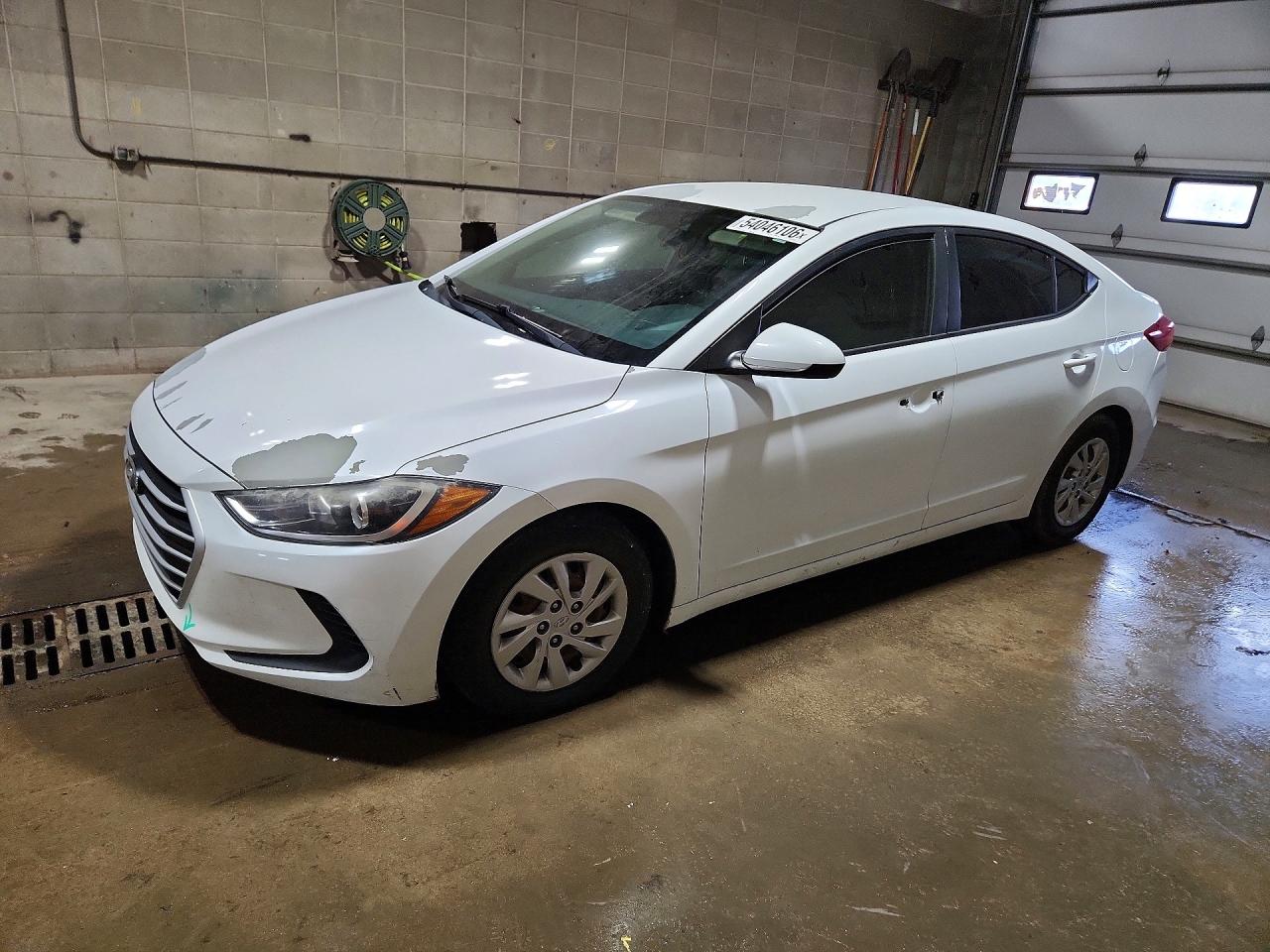 2018 HYUNDAI ELANTRA SE
