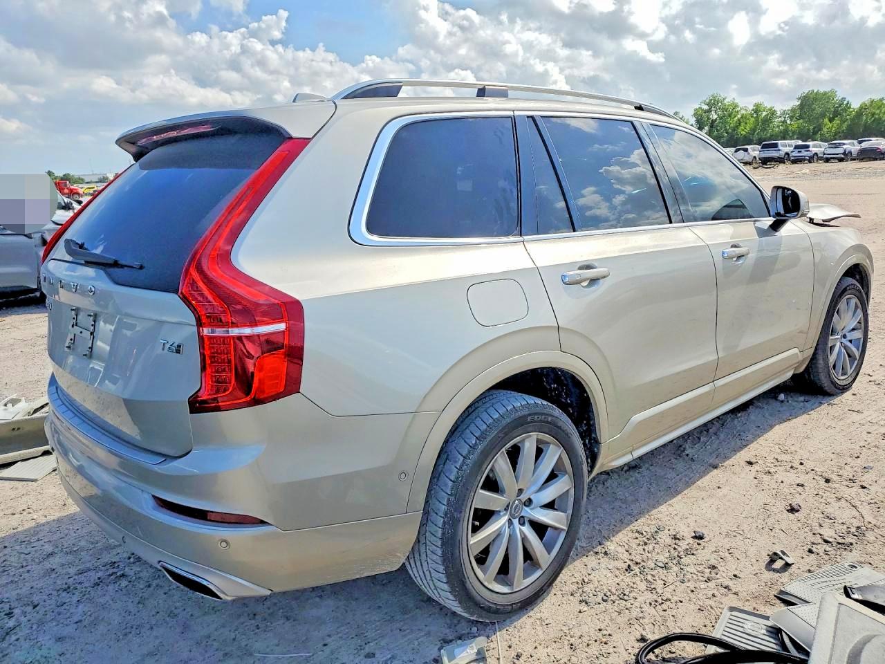2016 VOLVO XC90 T6 — снимка 3