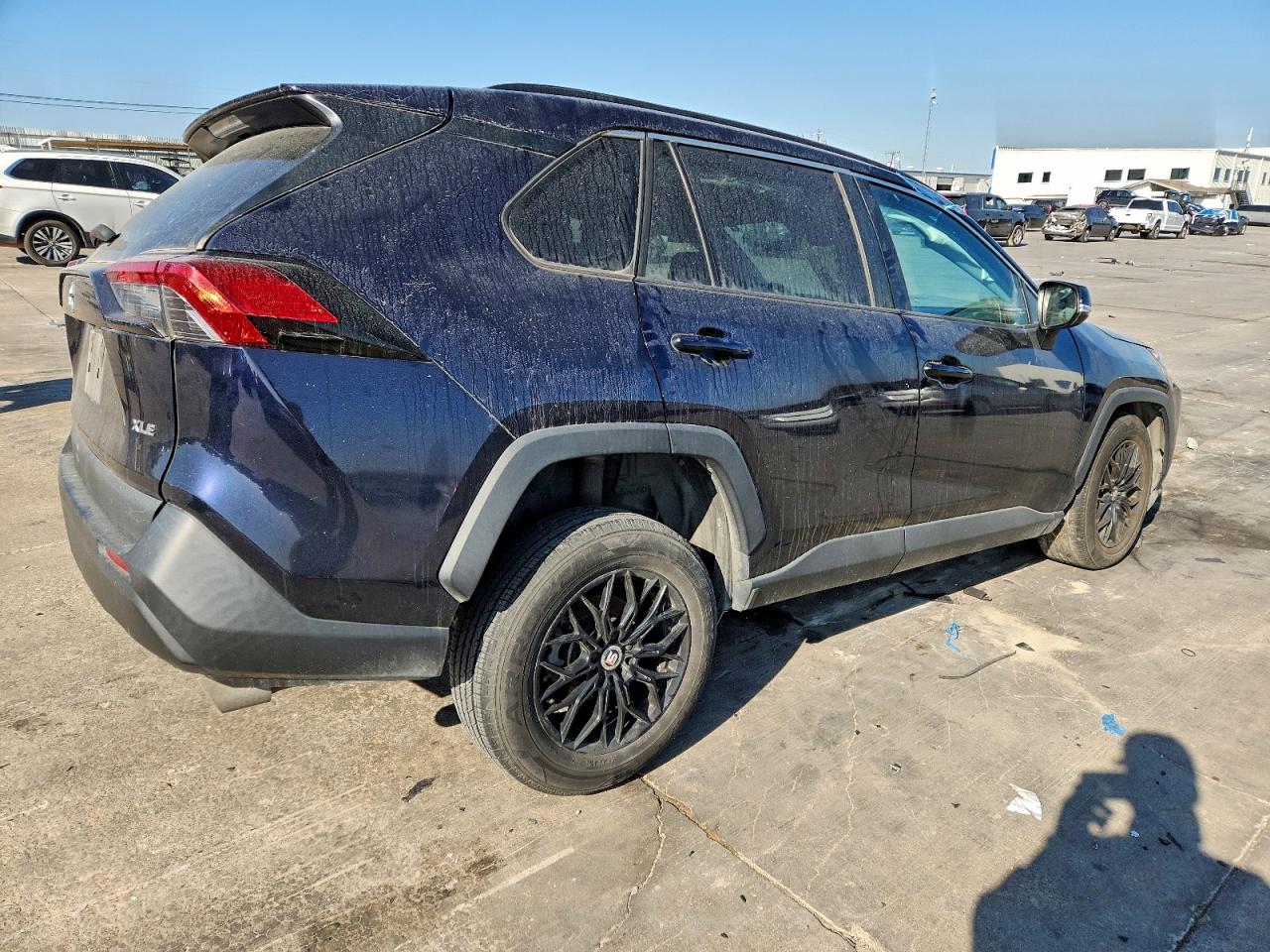 2021 TOYOTA RAV4 XLE — снимка 3