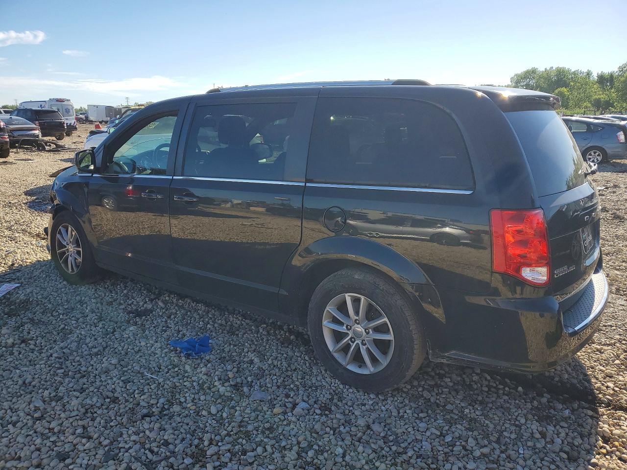 2019 DODGE GRAND CARAVAN SXT — снимка 2