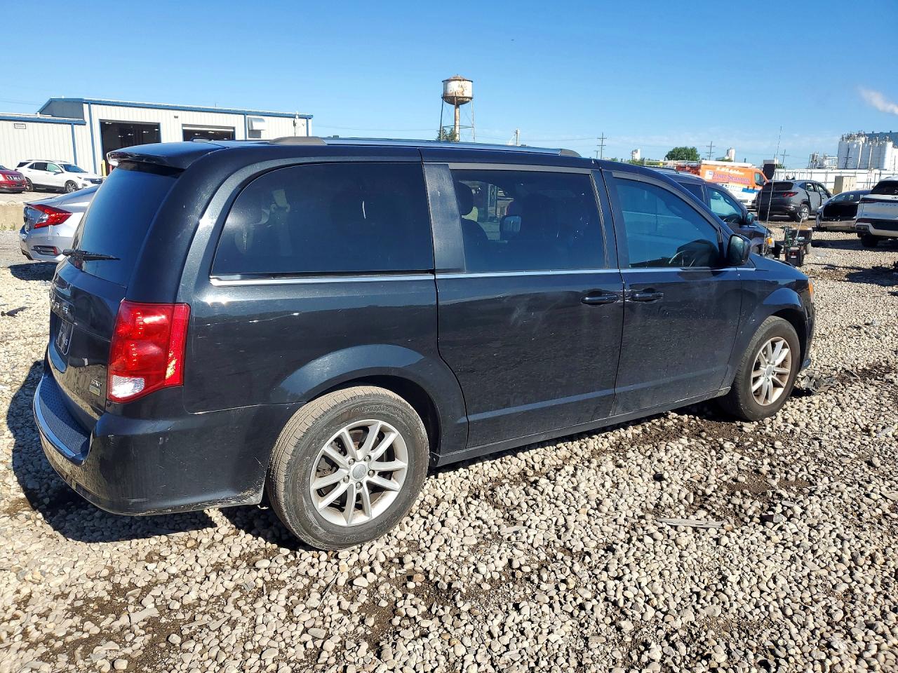 2019 DODGE GRAND CARAVAN SXT — снимка 3
