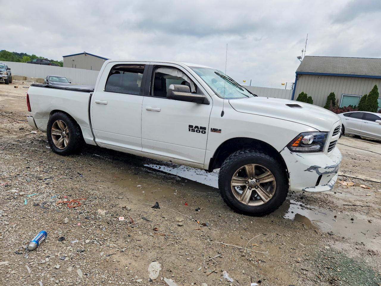 2016 RAM 1500 SPORT — снимка 4