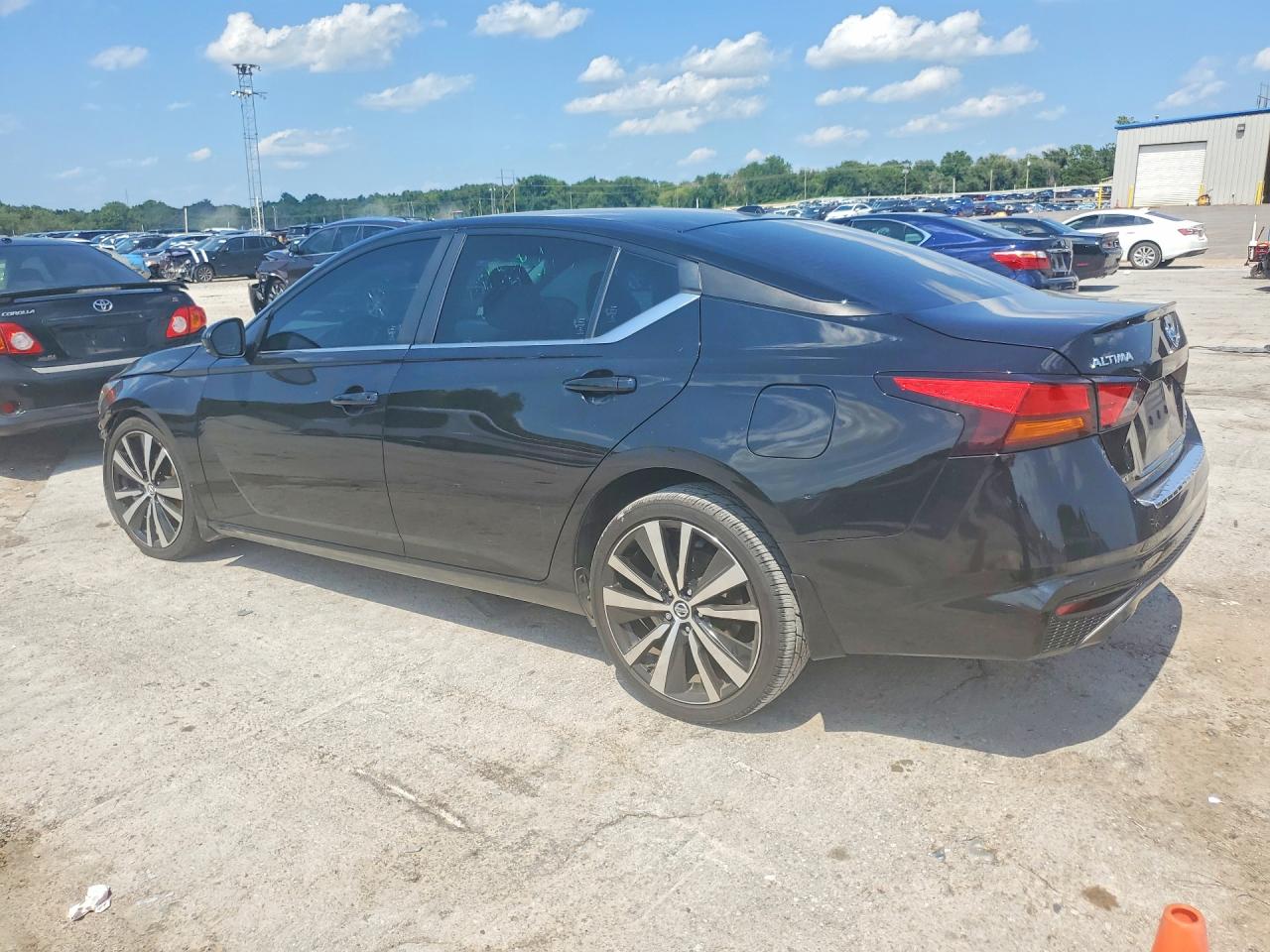 2021 NISSAN ALTIMA SR — снимка 2