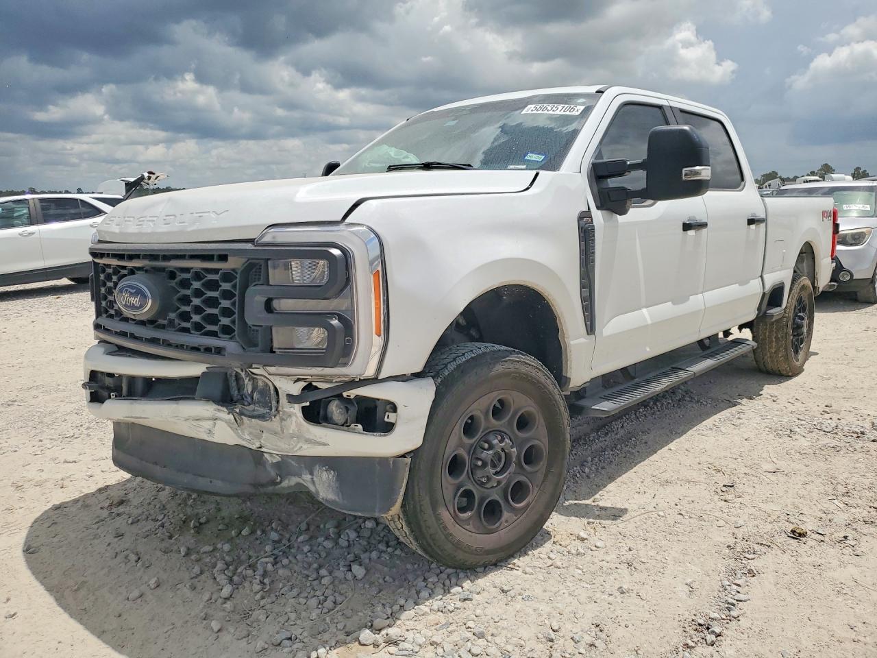 2023 FORD F250 SUPER