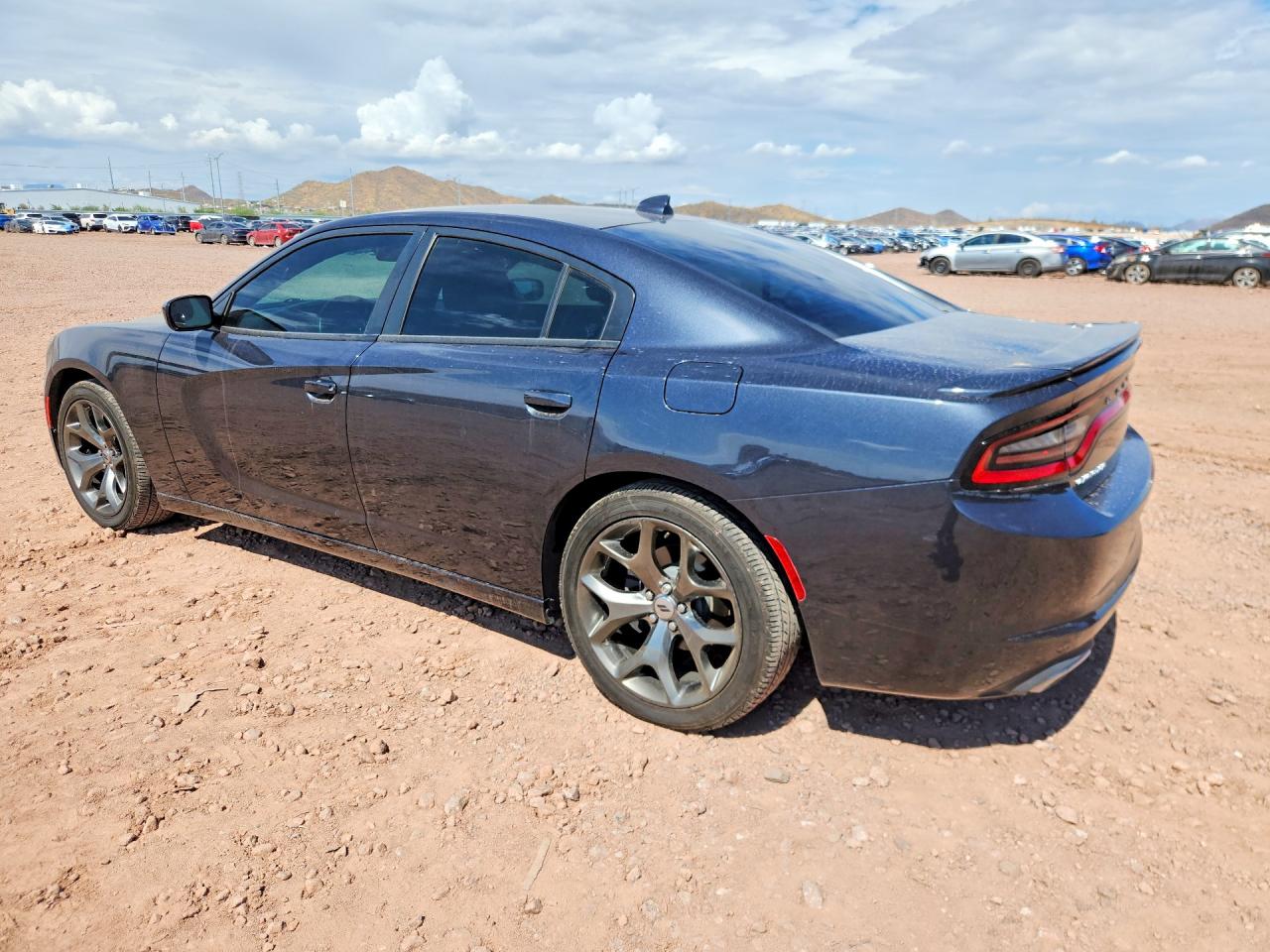 2017 DODGE CHARGER SXT — снимка 2